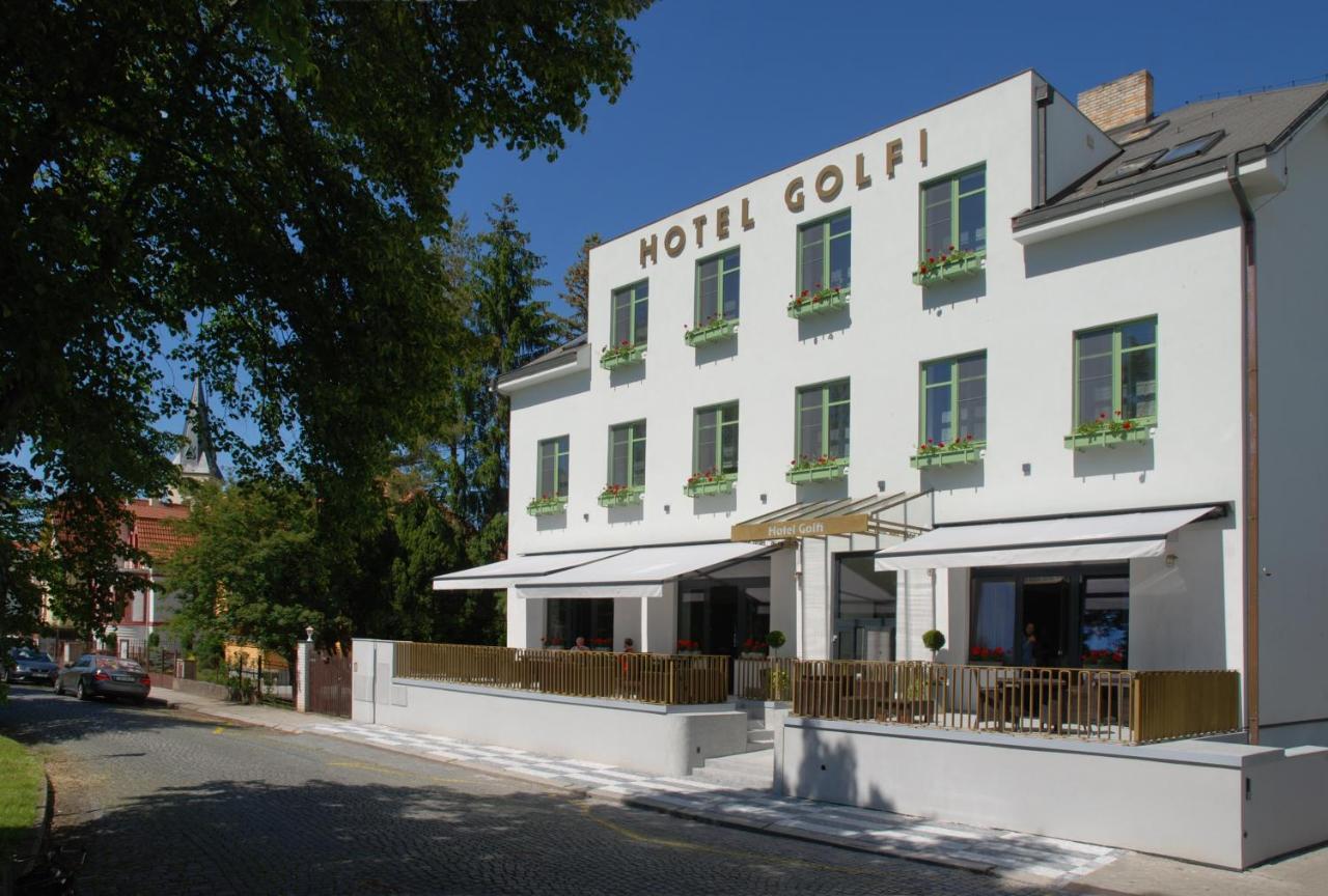 Hotel Golfi Poděbrady المظهر الخارجي الصورة